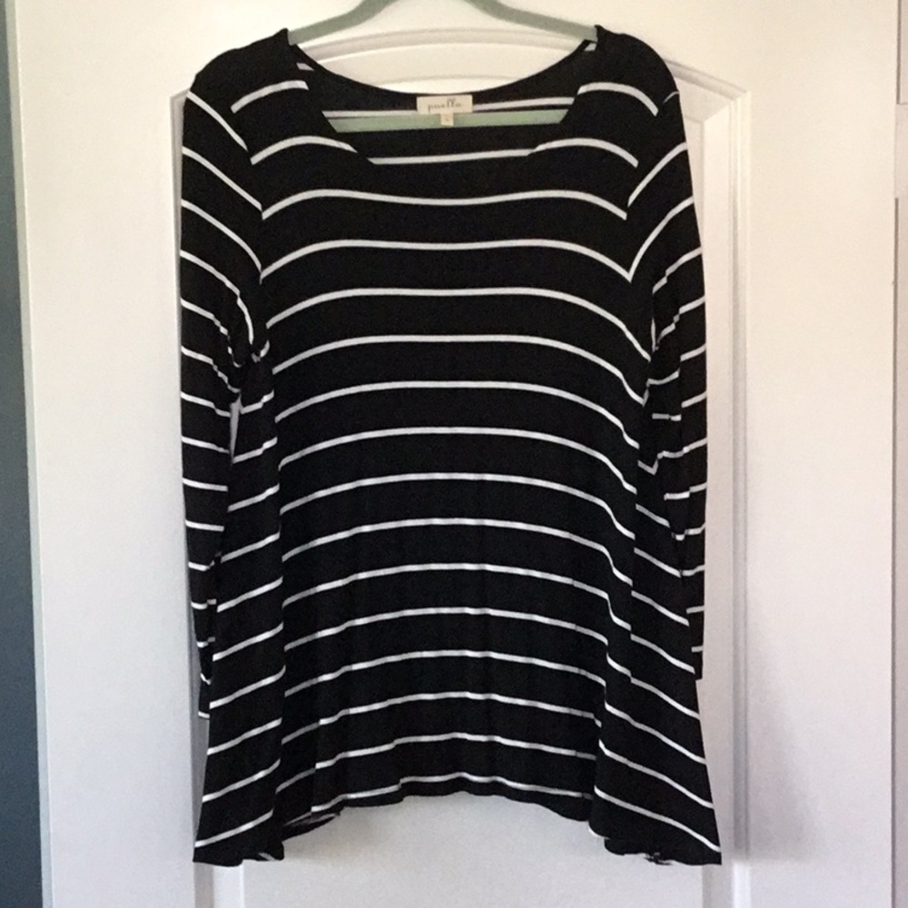 Black,  white striped long sleeve semi tunic top